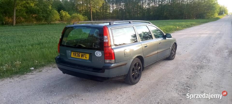 Volvo V70 24 r5 170 automat anglik Łowicz