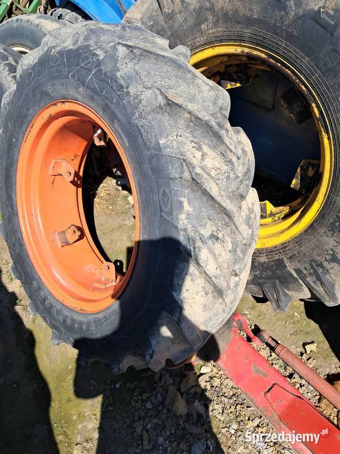 Koło opona 12424 Good Year z kombajnu Volvo 800 Rolnictwo