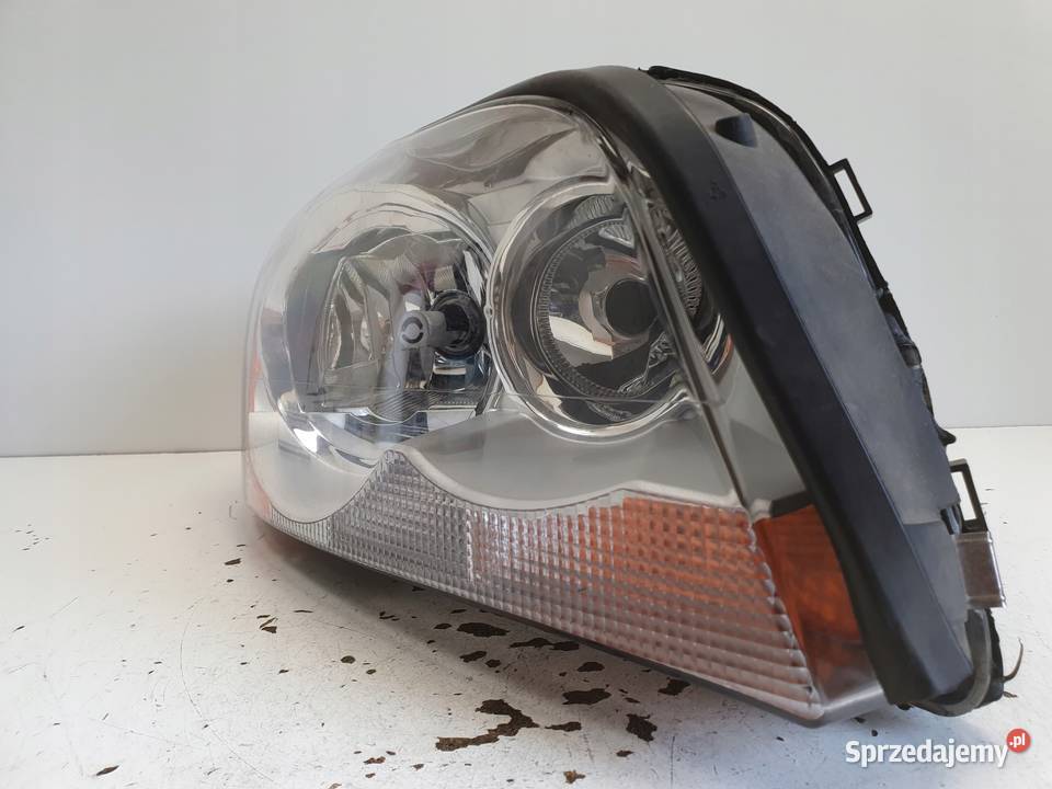 LAMPA PRAWA Volvo XC90 XENON PRZEDNIA prawy osobowe Rudka
