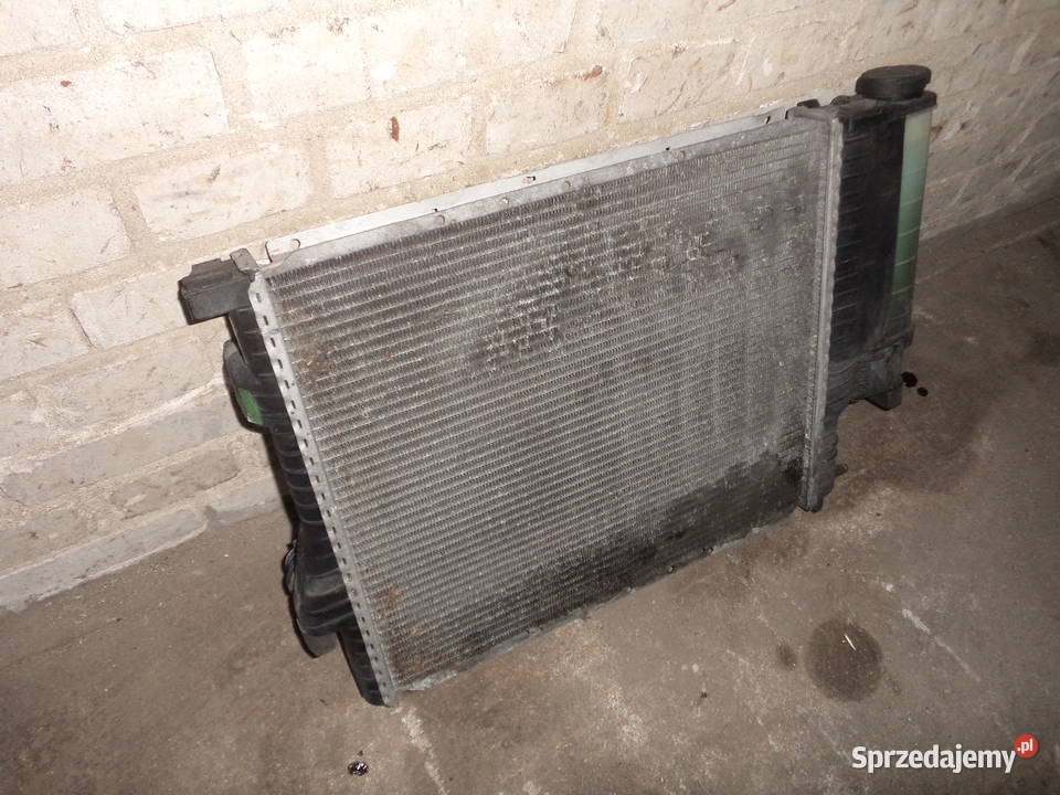 Chłodnica wody płynu chłodzącego BMW E39 23i 20 łódzkie