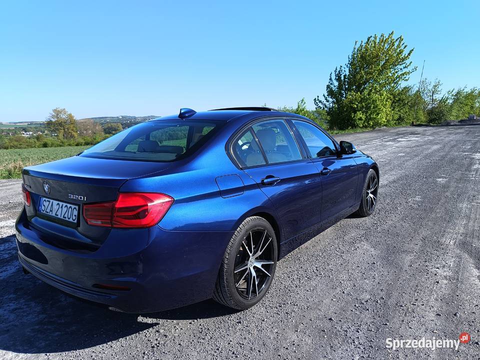 BMW 320i xdrive lift bogate wyposażenie Rok produkcji 2017 Seria 3 Zawiercie