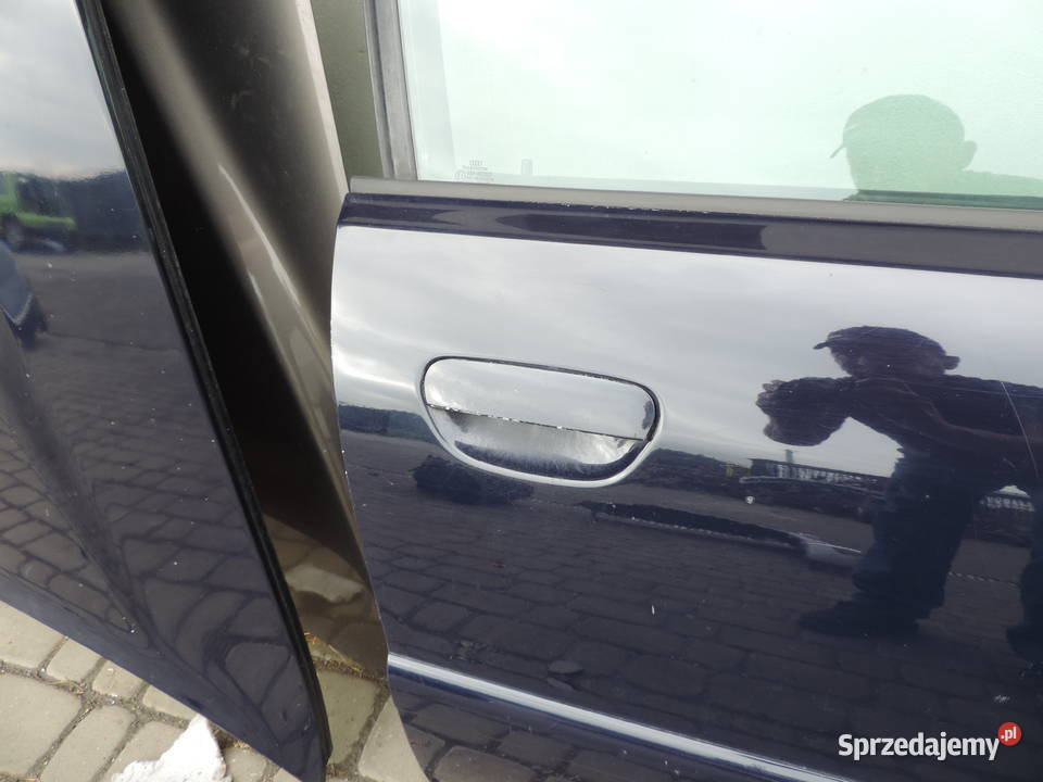 AUDI A4 B5 FL KOMBI DRZWI PRAWE PRZEDNIE LY5K Nowy Sącz