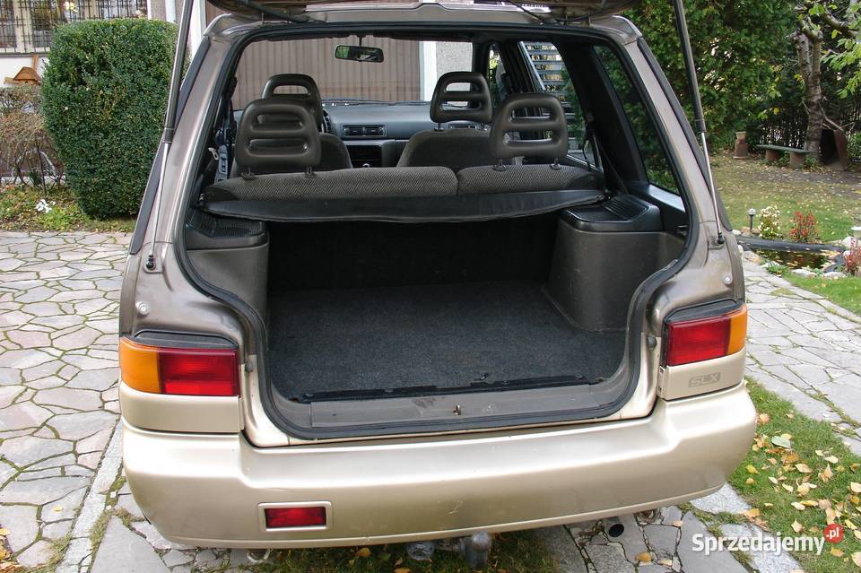 Nissan Prairie PRO M11 1992 silnik CA20S żółte Kielce