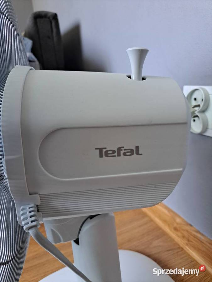 Wentylator Wiatrak Tefal Essential Model VF2330 Radom sprzedam