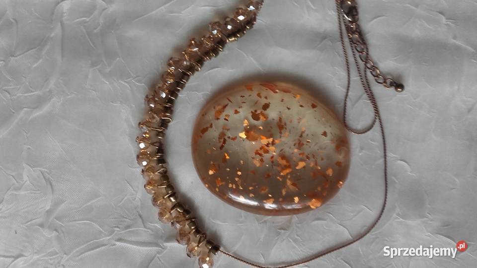 NASZYJNIK Z ANTYCZNEGO ZŁOTA I FALSETOWANYCH pozłacane