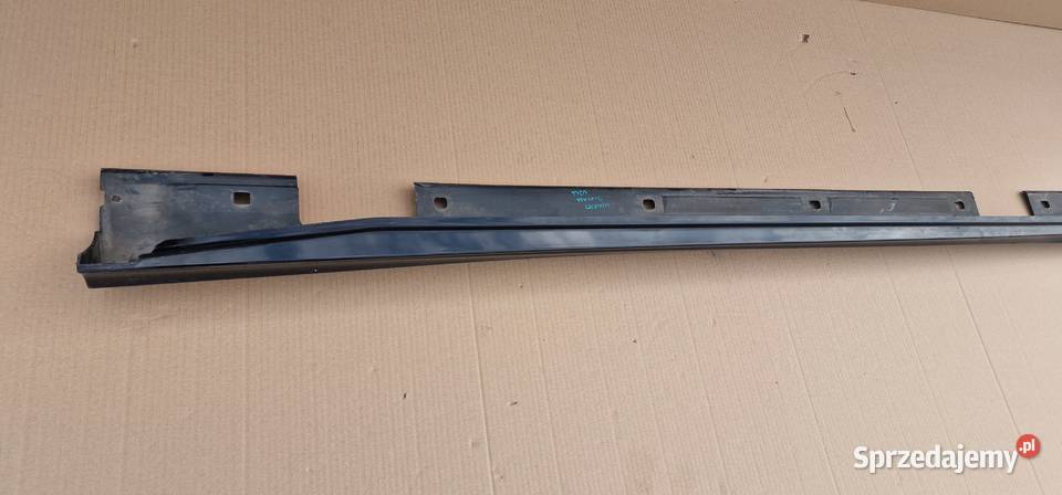 BKLASA W246 LISTWA PROGOWA NAKŁADKA PRÓG Bieleń