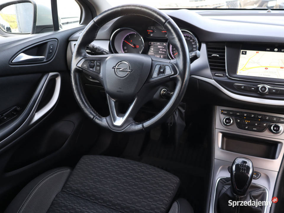 Opel Astra 15 CDTI bluetooth