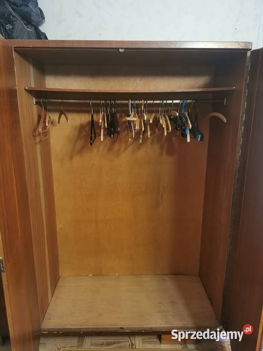 Szafa na ubrania stara Kielce