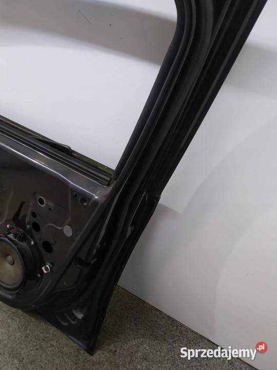 DRZWI PRAWE PRZÓD CZARNE Skoda Superb II