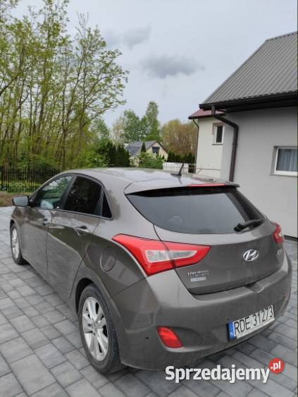 Hyundai i30 16CRDI bogate wyposażenie kamera Samochody osobowe Dębica