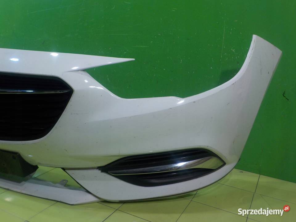 OPEL INSIGNIA B 16 CDTI 18r zderzak przod Zderzaki Suków