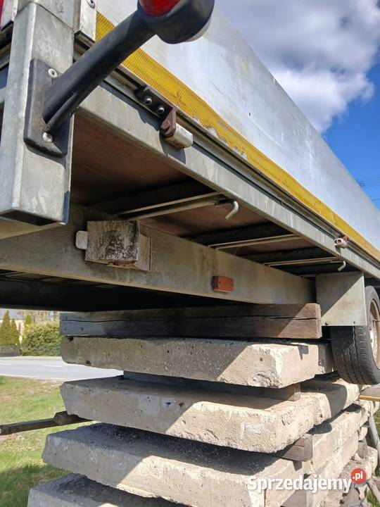 Przyczepa samochodowa Żelizna