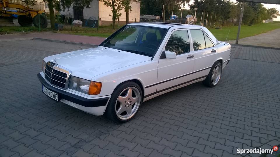 Mercedes 190 W201 1988 20 benzynalpg manualna Ciechocin