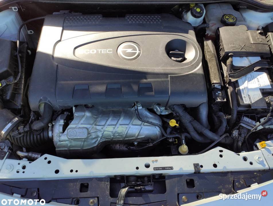 Opel Astra 20 CDTI DPF Color Edition 165KM Szadek