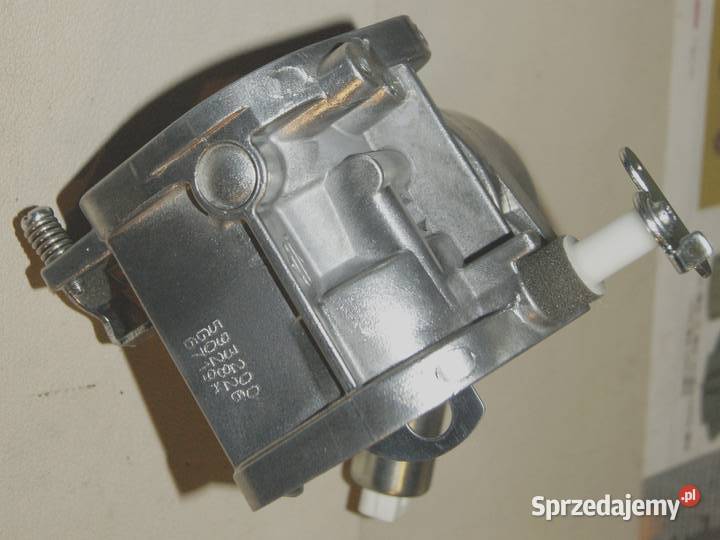 Gaźniki o numerze BS do kosiarki traktorka Pabianice