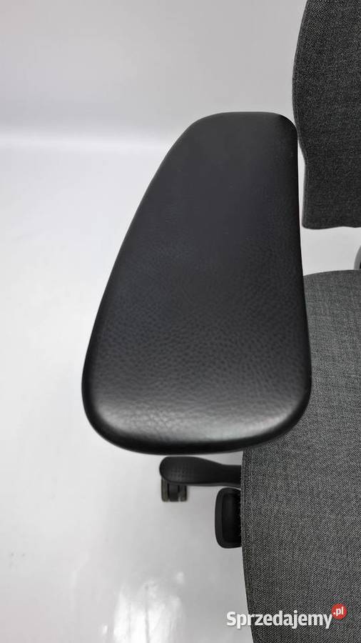 Fotel biurowy krzesło obrotowe Kinnarps 6 plus z Poznań