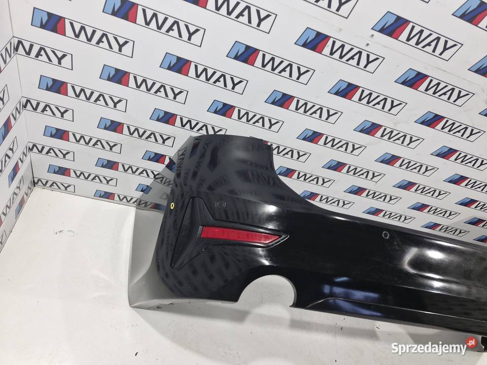BMW G21 ZDERZAK TYŁ 668 SCHWARZ osobowe sprzedam