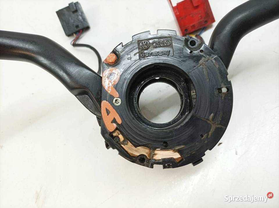 PRZEŁĄCZNIK ZESPOLONY TEMPMULTIVAN TEMPOMAT VW Rok produkcji 1999 świętokrzyskie