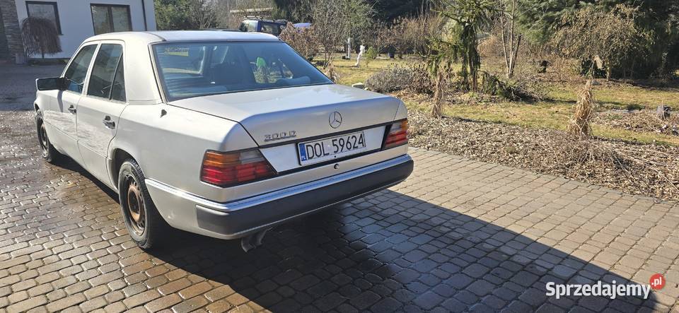 Mercedes w124 300D 230000km dolnośląskie Stradomia Wierzchnia sprzedam