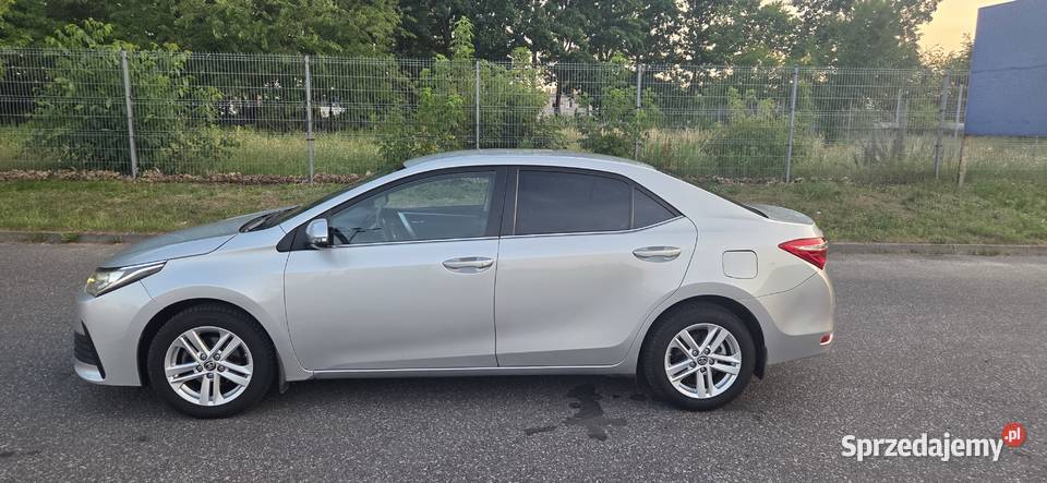 Toyota Corolla Salon LPG