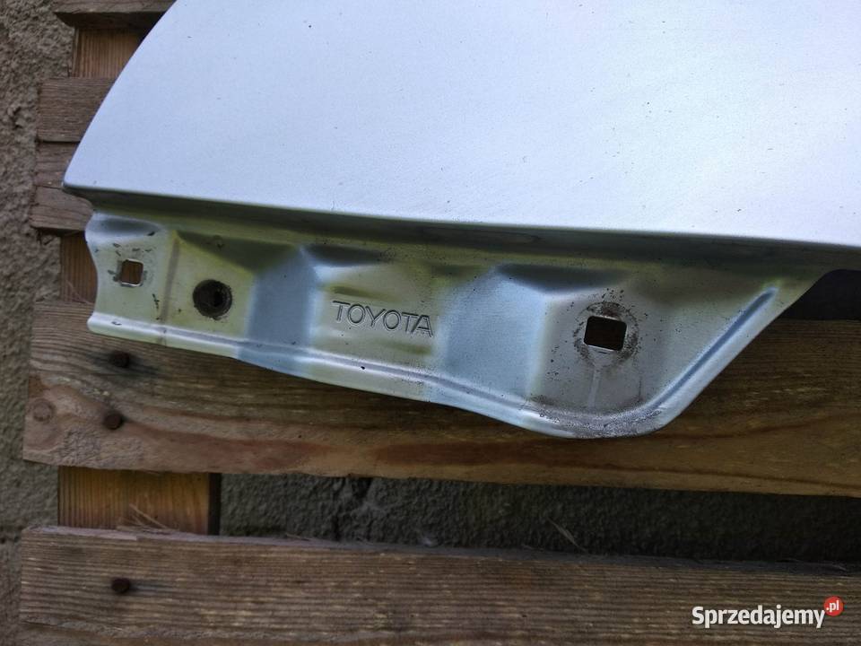 Toyota Avensis T25 przedlift błotnik lewy osobowe sprzedam