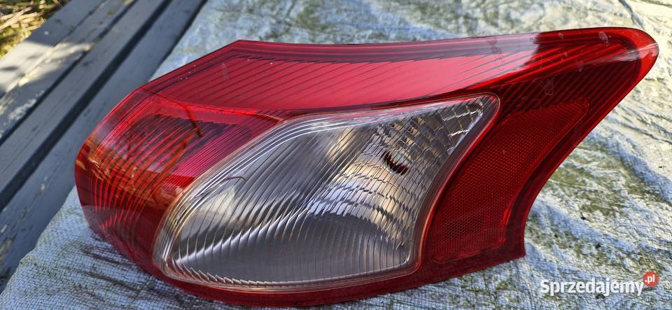 Lampy tył Mitsubishi Lancer 8 2008r HB osobowe Tuchlino