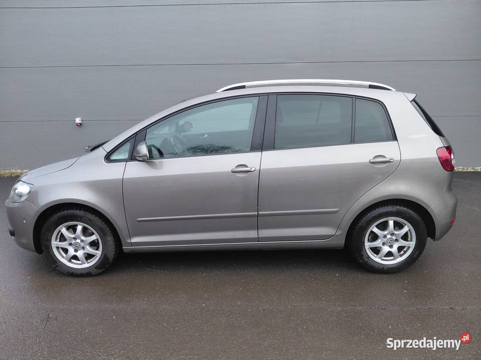 Volkswagen Golf Plus 2010r 12 16V 105 179 VAT marża Jelenia Góra