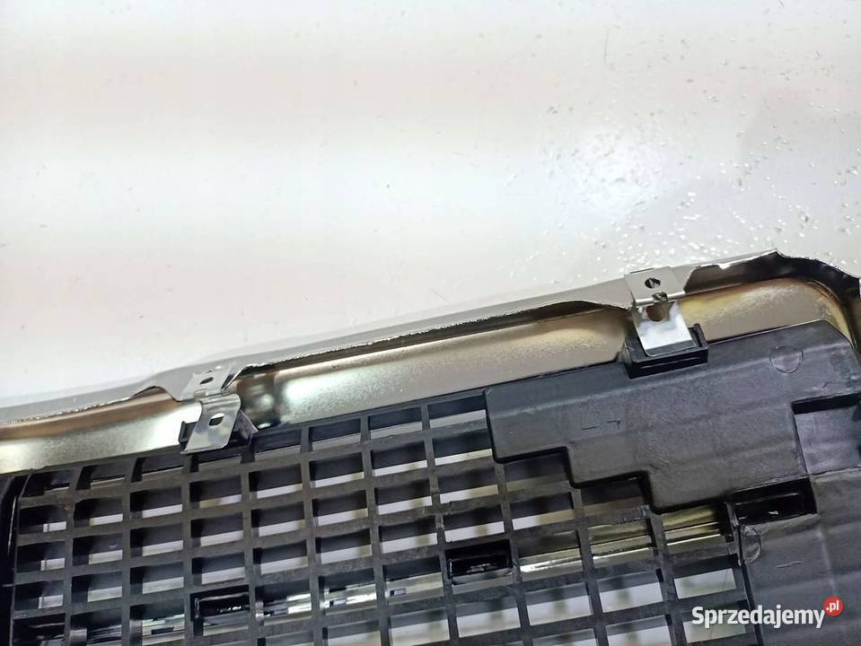 Mercedes CKLASA W202 9301 ATRAPA GRILL PRZÓD Skarżysko-Kamienna