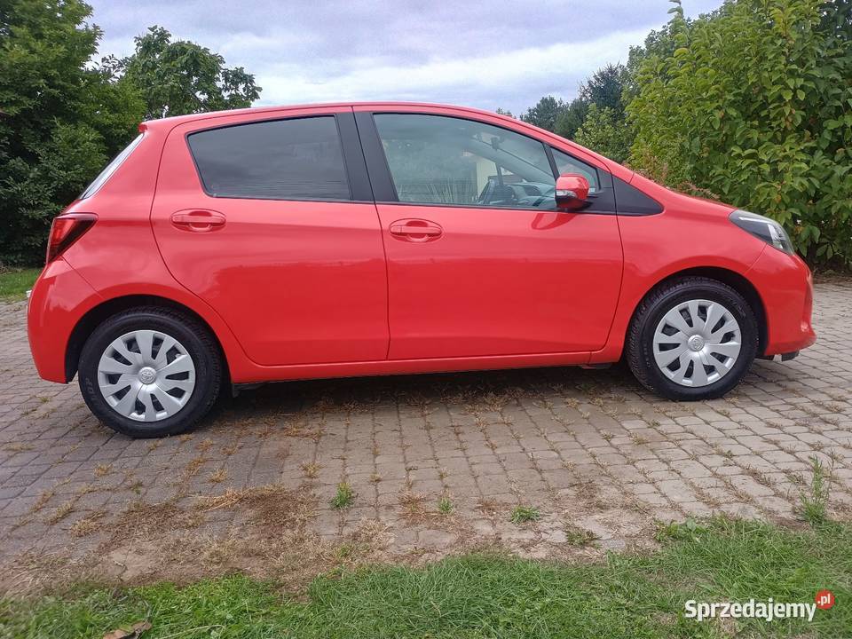 Toyota Yaris 2014 r 10 benzyna czerwony Yaris lubelskie Lublin