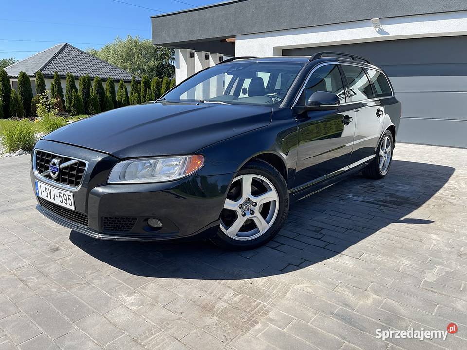 VOLVO V70 LIFT 16 Diesel 115 2011r 197000 197000km