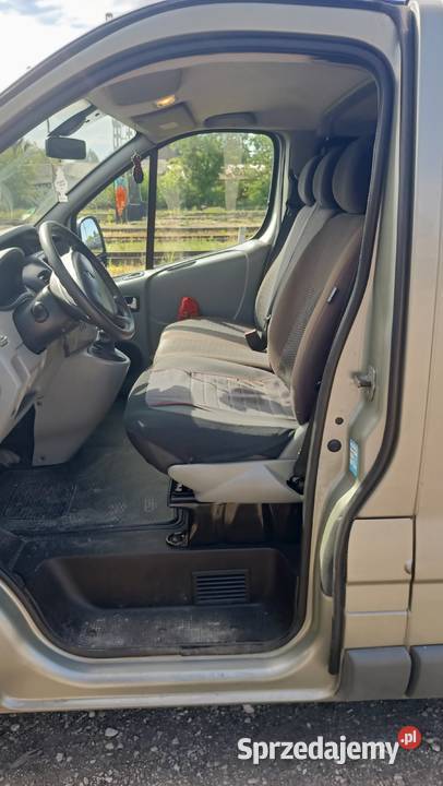 Renault Trafic LONG 9 osobowy KLIMA przód tył Zamość