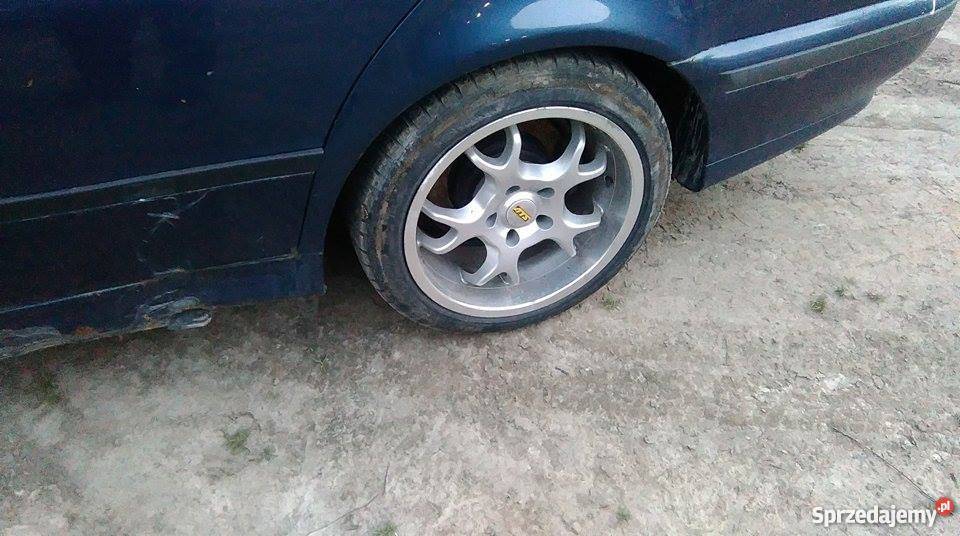 BMW e39 biarritzblau metallic nie e36 e46 520 250000km Seria 5