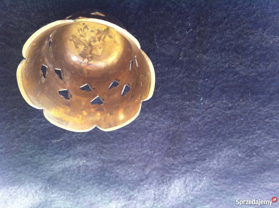 Swiecznik mosiężny przesylka Miłobądz