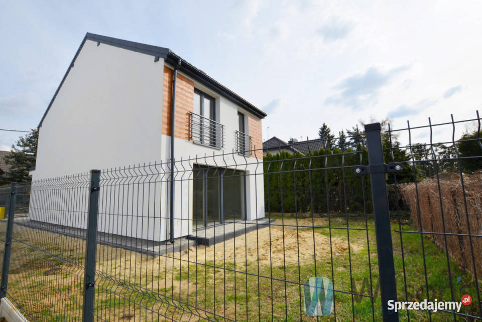 sprzedaży domu wolnostojącego 143m2 Łomianki mieszkalny