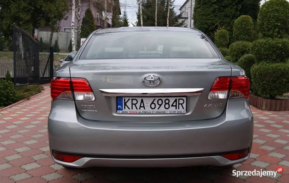 Toyota Avensis III Benzyna 2012 Las Janiszewski sprzedam