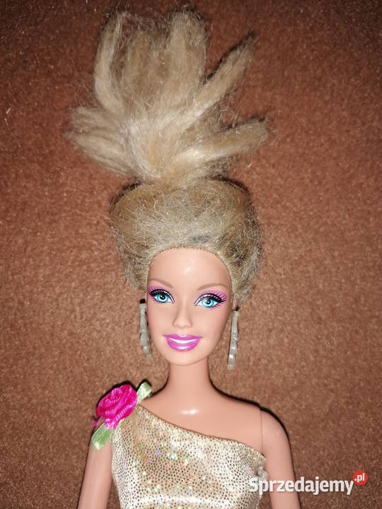 Lalka Barbie w wizytowej długiej kreacjiMattel Łódź