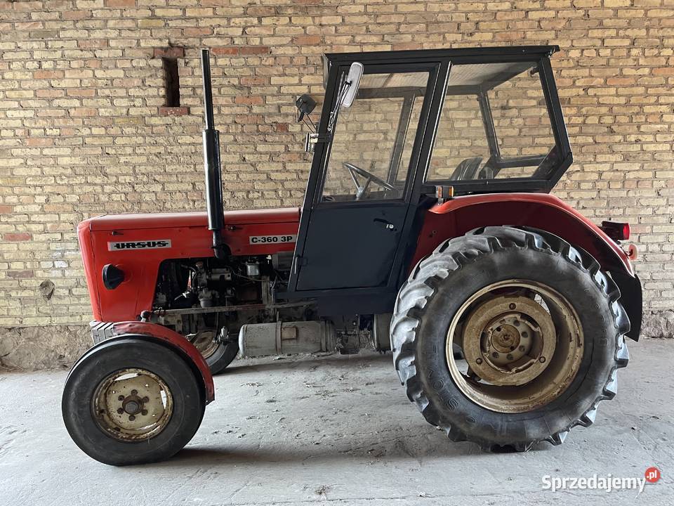 Sprzedam ciągnik i rozrzutnik nieuszkodzony podlaskie Łomża sprzedam