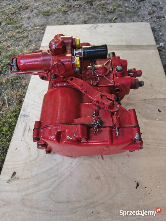 Pompa wtryskowa sekcyjna do T 25 Iława