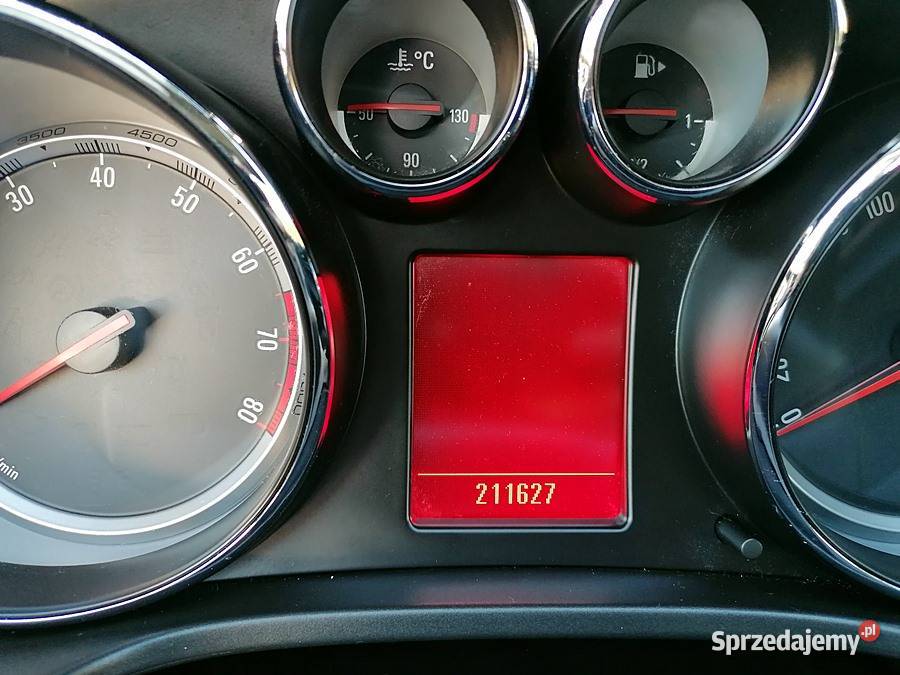 Opel InsigniaBenzyna 16 16v Turbo Sanok