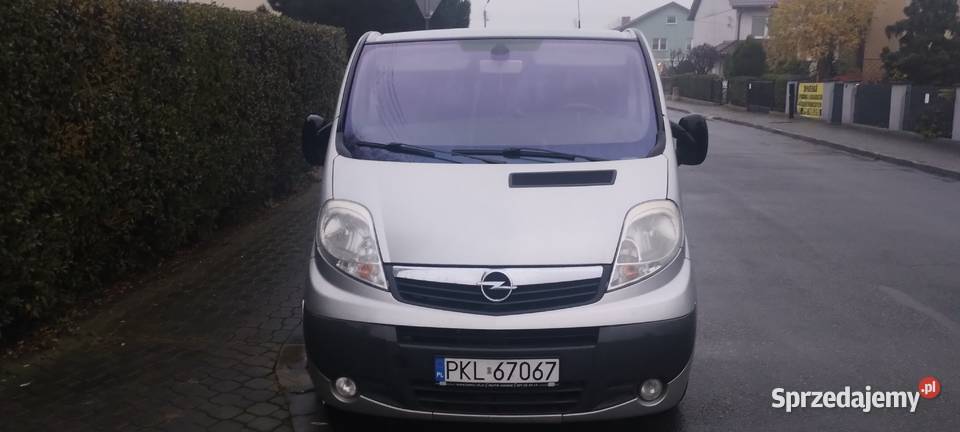 Opel Vivaro 20 CDTI LONG 9 osób Powiercie
