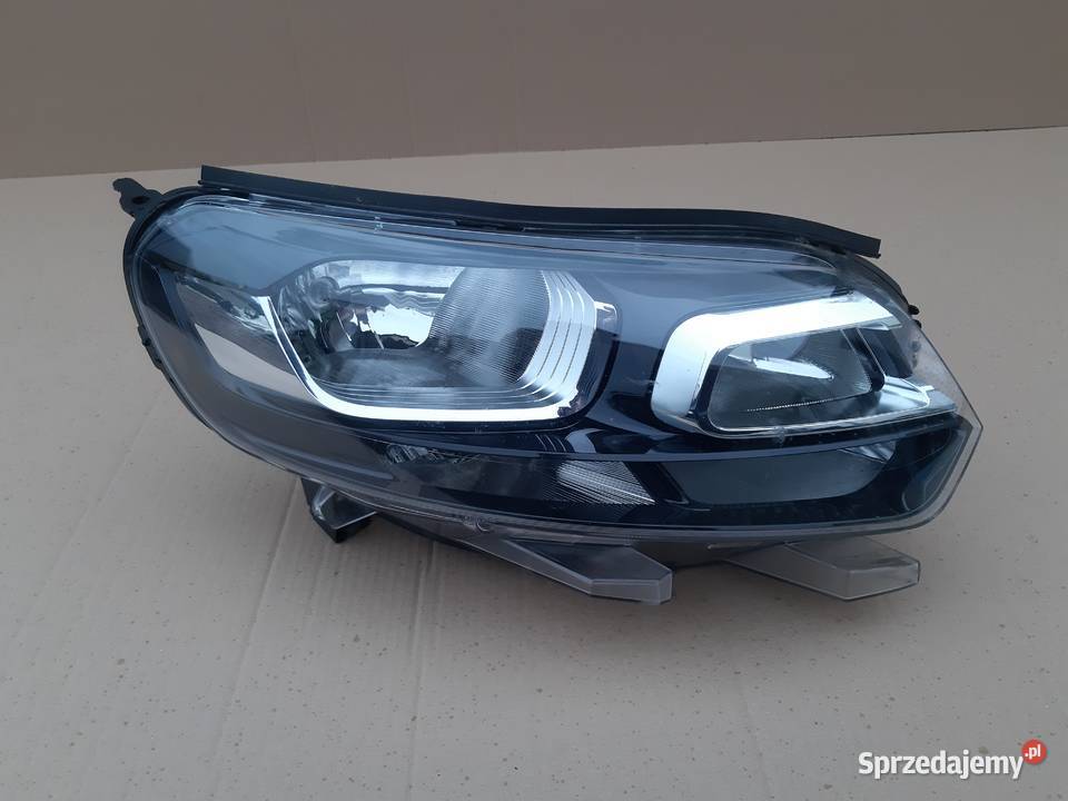 CITROEN JUMPY III EXPERT SCUDO REFLEKTOR PRAWY osobowe Trzciel sprzedam