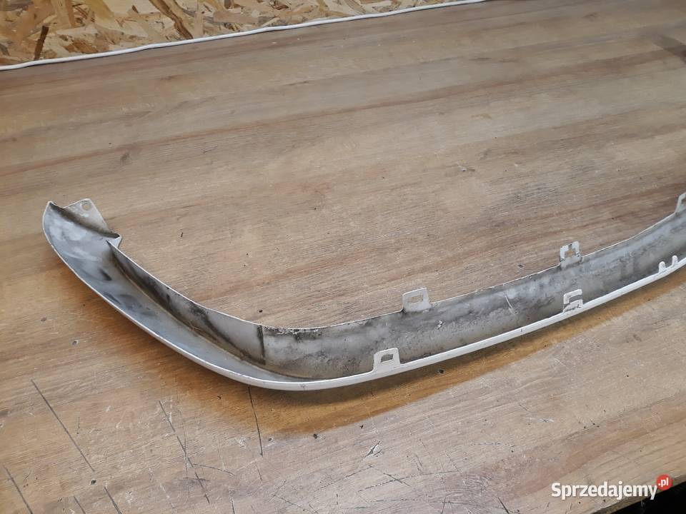 MERCEDES SPRINTER W910 LISTWA POD GRILL PRZÓD Karoseria Międzychód