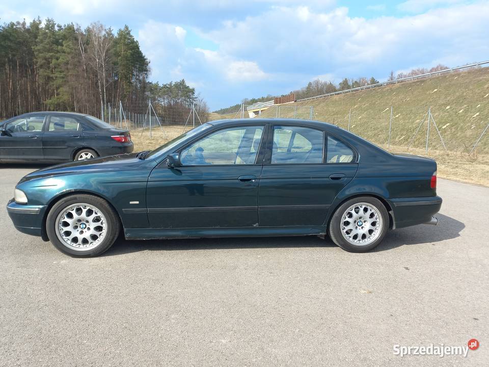 BMW E39 528i blpg 2000r sprawny dobrze Żyrzyn