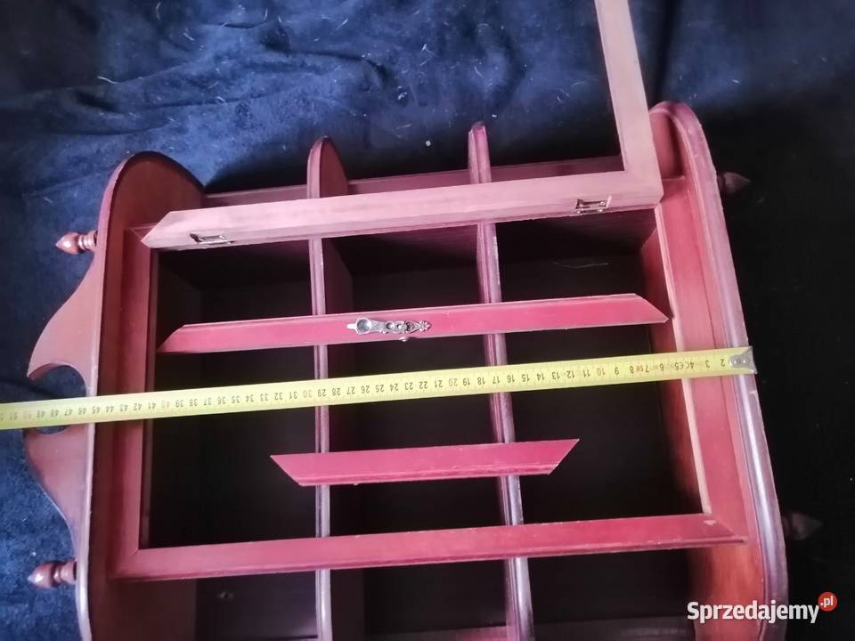 witryna gablota mała wiszaco stojaca brak szyby Legnica