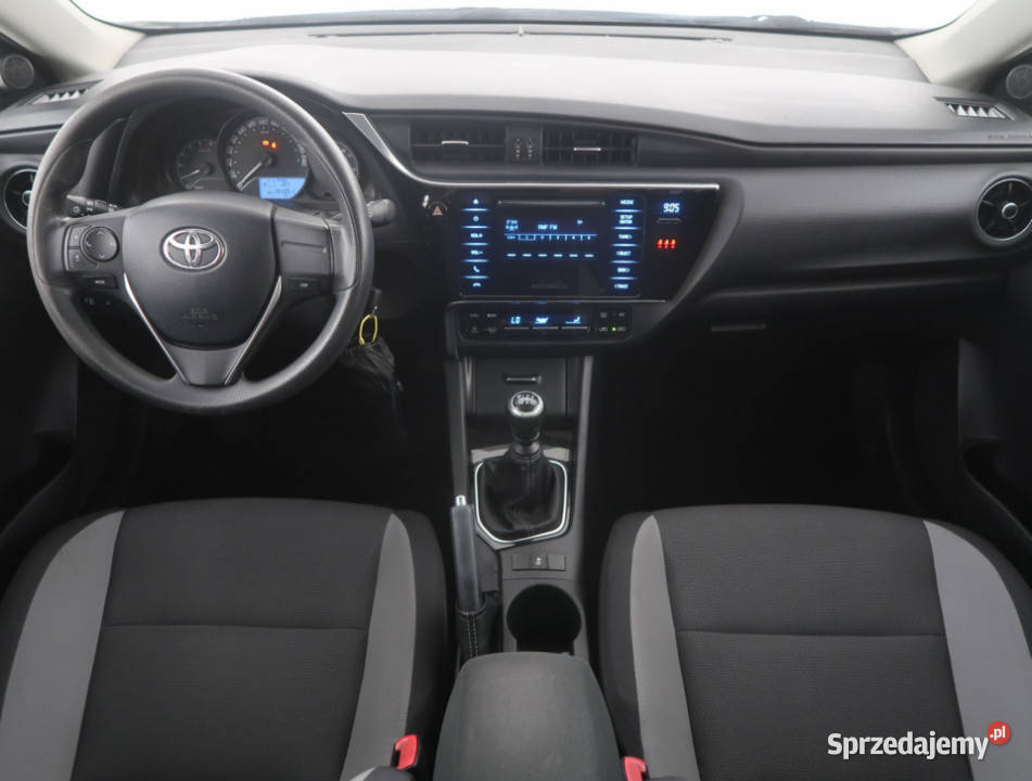 Toyota Auris 14 D4D poduszka powietrzna Toyota Bielany Wrocławskie