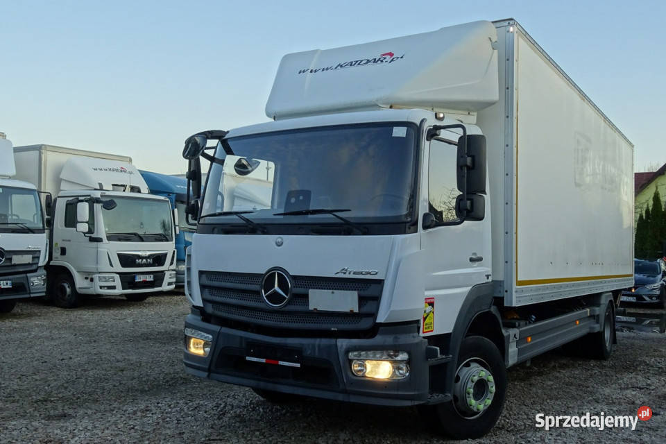 Mercedes Atego 1218 Euro 6 256 tyskkm kontener Góra Kalwaria
