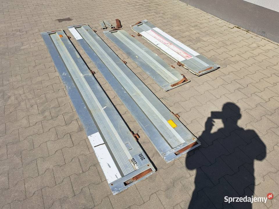 Burty aluminiowe do przyczepki towarowej kujawsko-pomorskie Piecewo