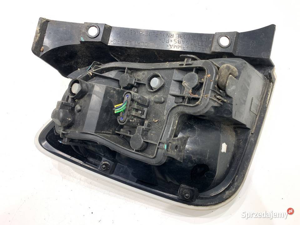 LAMPA PRAWY TYŁ FIAT 500 Hatchback ŚWIATŁO TYLNA Lampy tylne podkarpackie sprzedam
