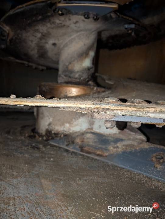 Sprzedam wóz paszowy euromilk 10 m3 Obryte