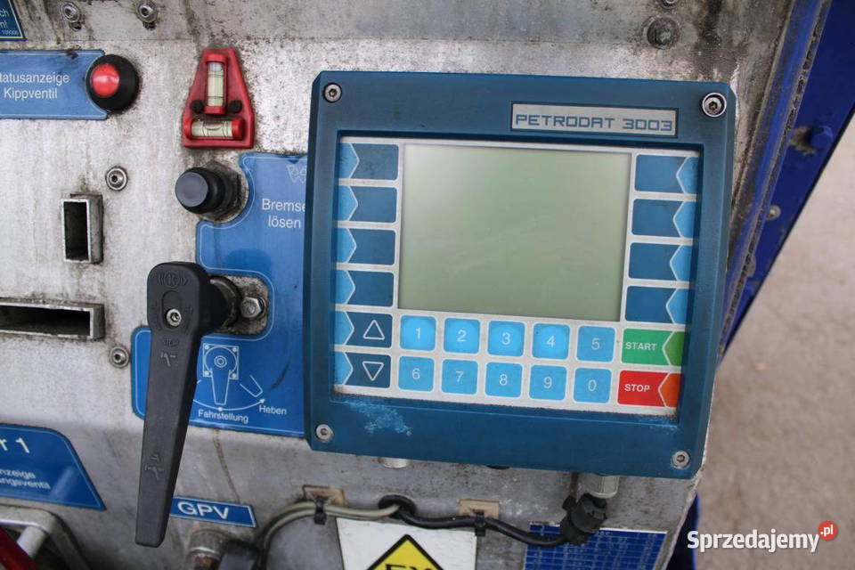 Naczepa doprzewozu paliwa cysterna didrl benzyns więcej niż 2 Warszawa sprzedam